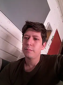 Snapshot of ReyBen11 chatting on 02.25.25 ReyBen11 online show from 02.25.25