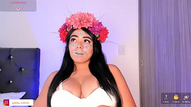 Snapshot of GABBY_CULLEN chatting on 10.31.25 GABBY CULLEN online show from 10.31.25