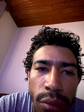 Snapshot of Mineirinho043 chatting on 09.29.25 Mineirinho043 online show from 09.29.25