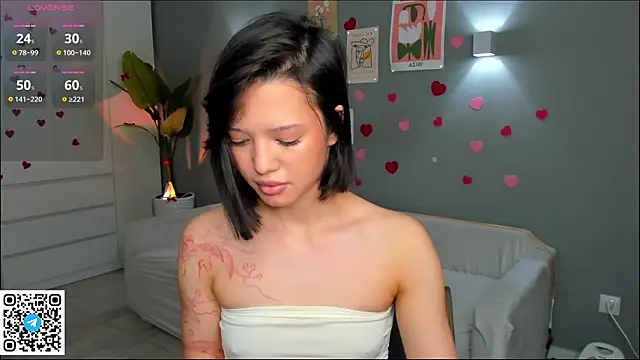 Snapshot of RikoAsada chatting on 02.15.26 RikoAsada online show from 02.15.26