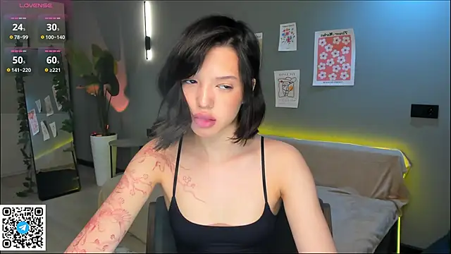 Snapshot of RikoAsada chatting on 02.27.26 RikoAsada online show from 02.27.26