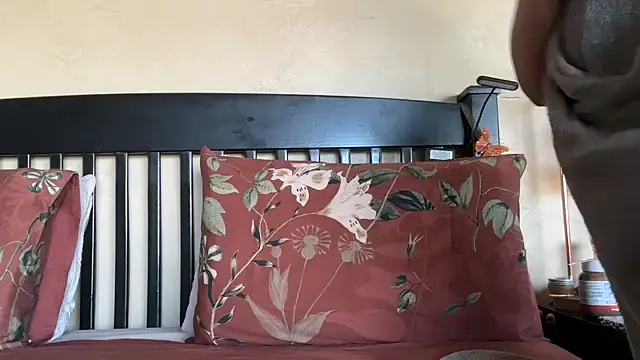 SophieStarShine online show from 10.28.25