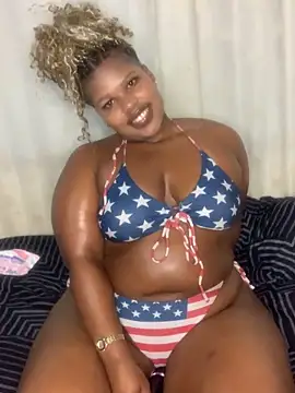 Cuddle Bear online show from 03.11.26