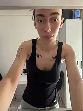 Celine Roxelle online show from 04.21.26