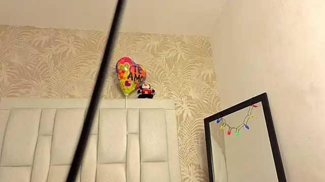 dafnnelewis online show from 01.14.26