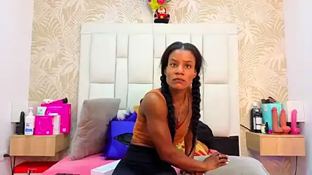 dafnnelewis online show from 04.07.26