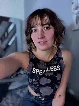 Maggie Geller online show from 02.19.25