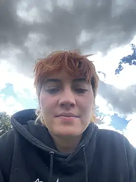 Maggie Geller online show from 11.07.25