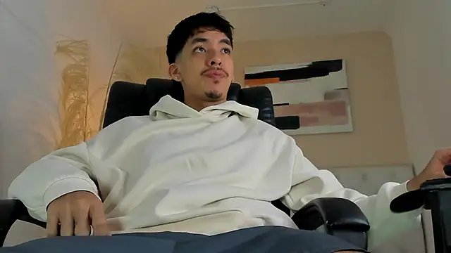 ISAAC CRYSTON online show from 12.13.25