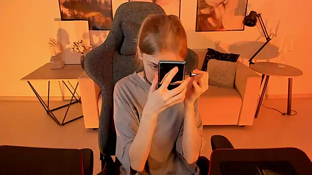 KiraMontoya online show from 03.05.25