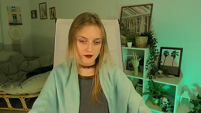 KiraMontoya online show from 03.13.25