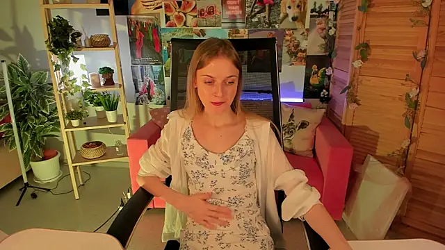 KiraMontoya online show from 03.15.25