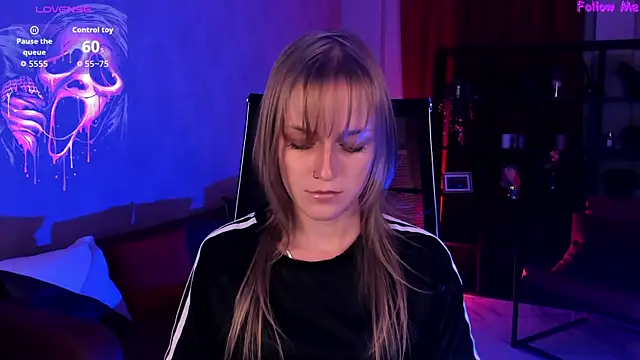 KiraMontoya online show from 09.13.25