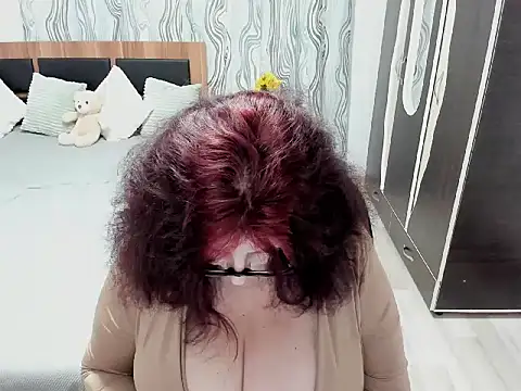 NoraJohnson6 online show from 02.12.25