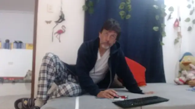 jeans and emma online show from 03.19.25