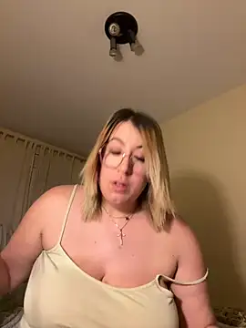 laaatinespaaa online show from 02.06.25