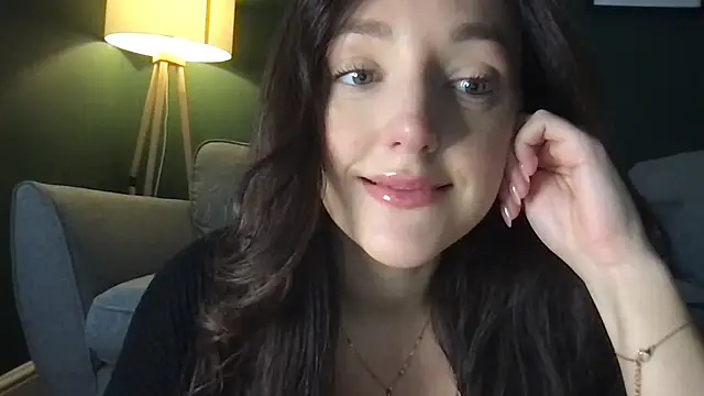 laceyjames24 online show from 11.26.25