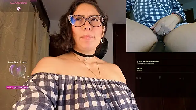 sophia dumont online show from 11.26.25