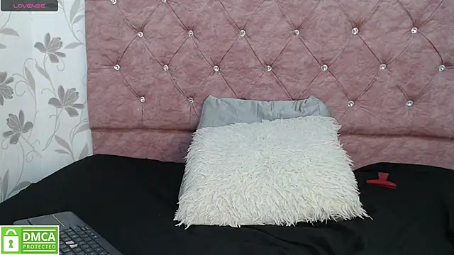 Snapshot of Emmaa_dia chatting on 02.10.25 Emmaa dia online show from 02.10.25