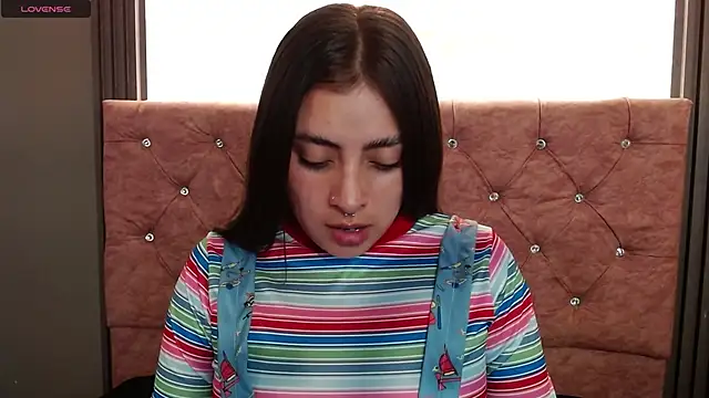 Snapshot of Emmaa_dia chatting on 10.28.25 Emmaa dia online show from 10.28.25