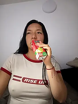 CuteHarper online show from 10.10.25