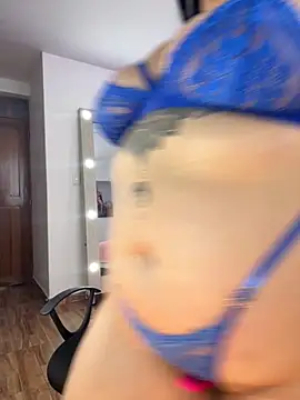 Madissonlove 1 online show from 10.19.25