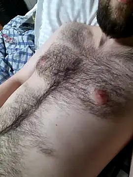 Snapshot of likewhatyouseebb chatting on 02.04.25 likewhatyouseebb online show from 02.04.25