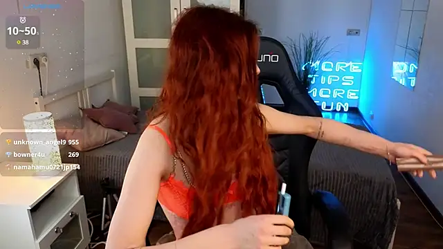 Snapshot of Katy_diamond_ chatting on 03.21.25 Katy diamond online show from 03.21.25