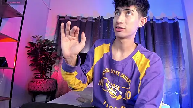 NovaaWheler online show from 04.19.26