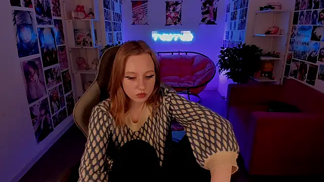 Snapshot of DariaTate chatting on 03.15.25 DariaTate online show from 03.15.25