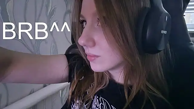 Snapshot of DariaTate chatting on 02.24.26 DariaTate online show from 02.24.26