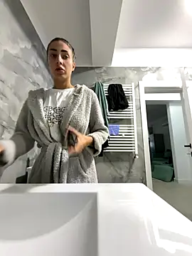 BonyBon29 online show from 10.24.25