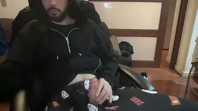 Snapshot of dante_lucyfer chatting on 10.07.25 dante lucyfer online show from 10.07.25