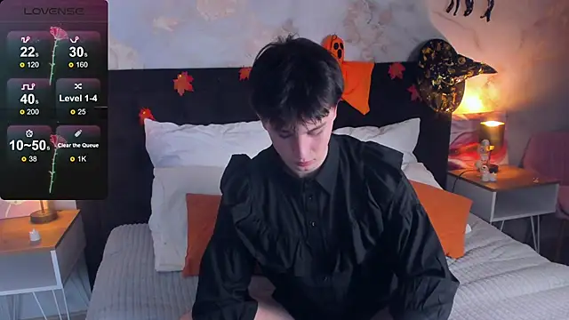 Snapshot of AdrianoAubert chatting on 11.03.25 AdrianoAubert online show from 11.03.25