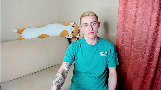 Snapshot of crazybottom99 chatting on 03.03.25 crazybottom99 online show from 03.03.25