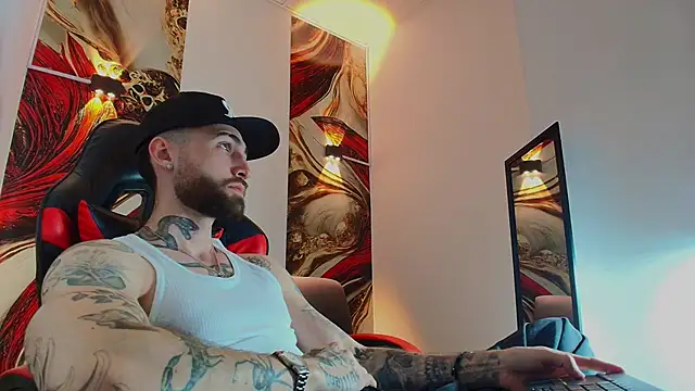 Luke davis01 online show from 12.03.25