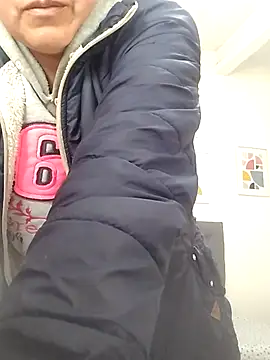 Snapshot of Saori_Sann_ chatting on 10.14.25 Saori Sann online show from 10.14.25