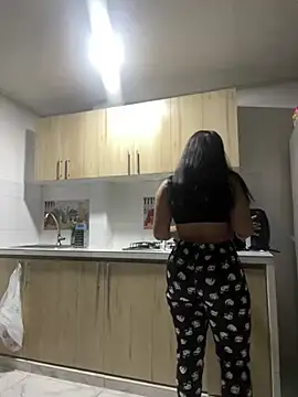 HannahFiore online show from 03.14.25