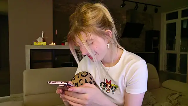Snapshot of Bella_amory chatting on 03.06.25 Bella amory online show from 03.06.25