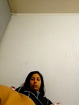 Snapshot of MaiPandora chatting on 02.24.25 MaiPandora online show from 02.24.25