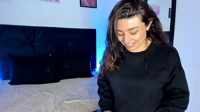 Snapshot of _michonne_ chatting on 02.06.25 michonne online show from 02.06.25