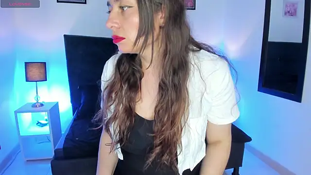 Snapshot of _michonne_ chatting on 02.07.25 michonne online show from 02.07.25