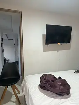 Tana latin online show from 04.14.26