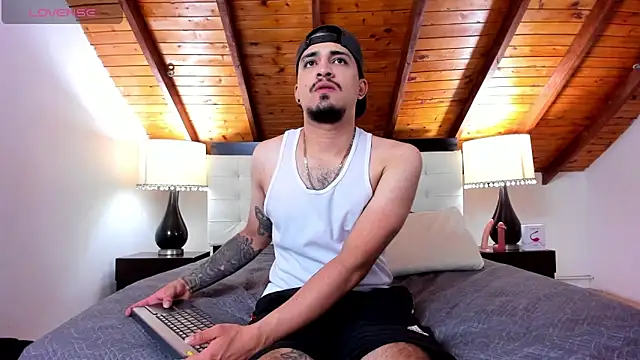 Sebastian Berne online show from 11.16.25