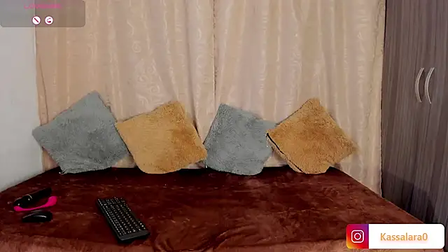 kassandra Lara online show from 09.19.25