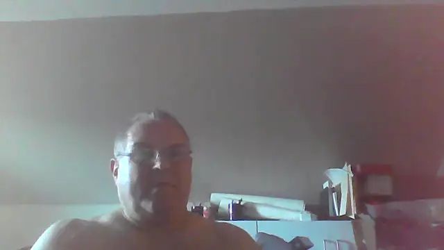 mkestr69 online show from 09.17.25