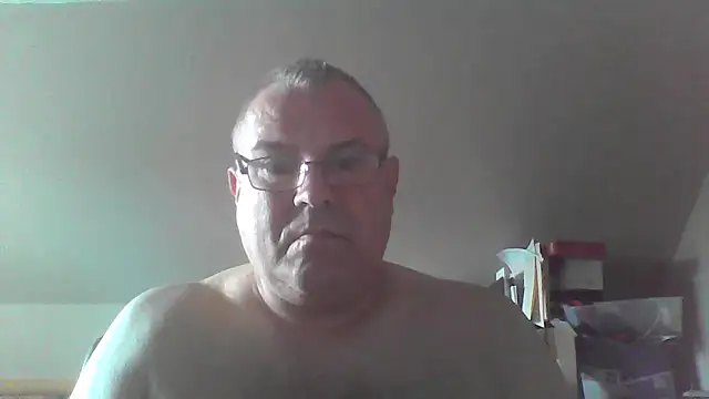 mkestr69 online show from 09.22.25