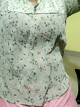 Your cutiepie  online show from 02.21.26