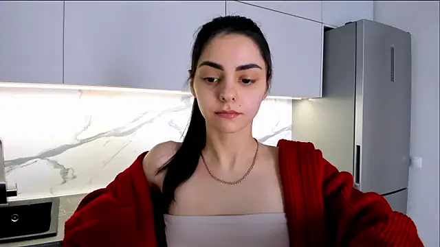 Snapshot of EmiliaZen chatting on 02.23.25 EmiliaZen online show from 02.23.25