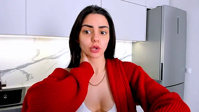 Snapshot of EmiliaZen chatting on 02.24.25 EmiliaZen online show from 02.24.25